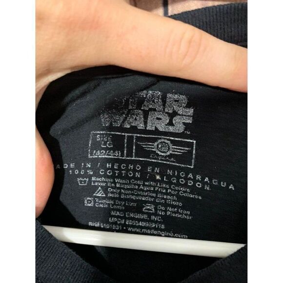 Star Wars Men's Spectrum Battle Classic T-Shirt Large - Picture 4 of 5